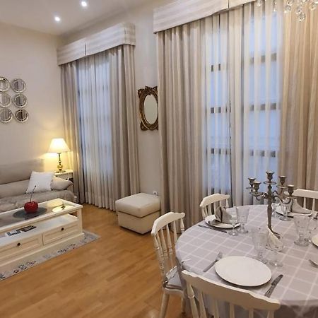 Cozy Luxury Apartments*****. The City Center Валенсія Екстер'єр фото